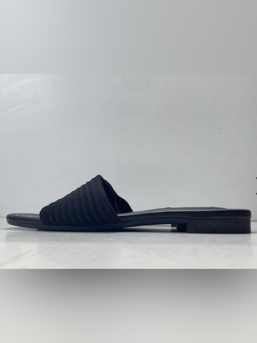 Rag & Bone Ellis Black Quilted Slide Sandals - Picture 2 of 7